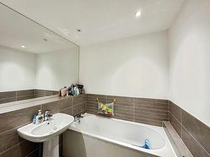 Photo 22- click for photo gallery